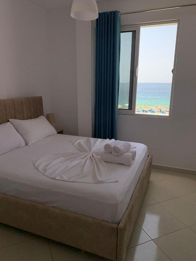 Mediterranean Apartments Himare Exterior photo