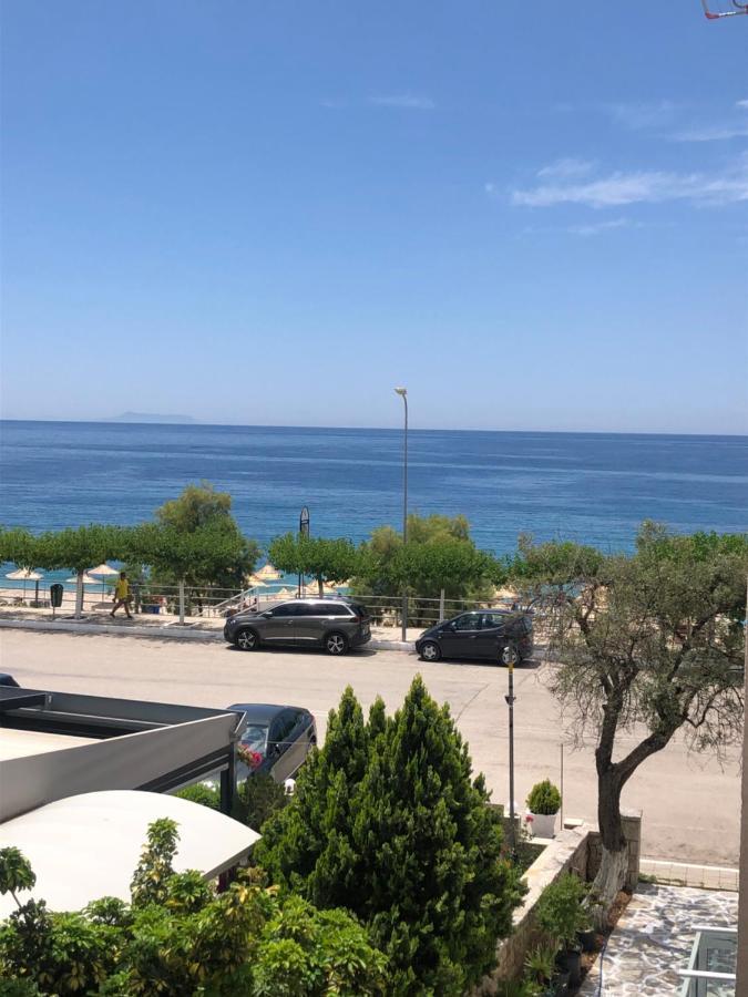 Mediterranean Apartments Himare Exterior photo